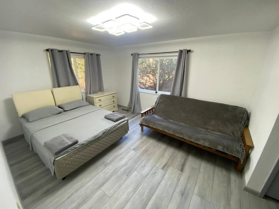 Scenic View Villa Near Yosemite Гровленд Экстерьер фото